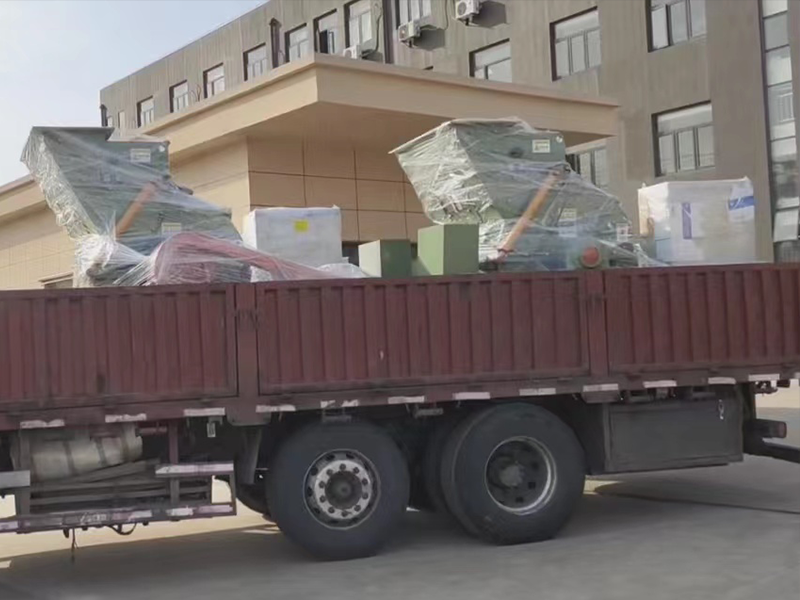 PC4012一90粗粉磨粉机成功发货至云南 2 PC4012一90粗粉磨粉机成功发货至云南 - 云南磨粉需求(images 2)