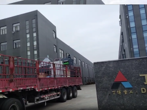 高压磨粉机YGM7815一套发往新疆