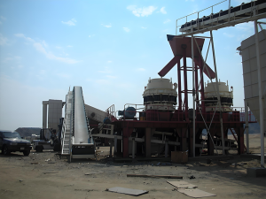 圆锥式破碎机工作原理