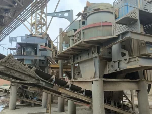 制砂机产量影响因素解析：从设备到操作的全方位考量