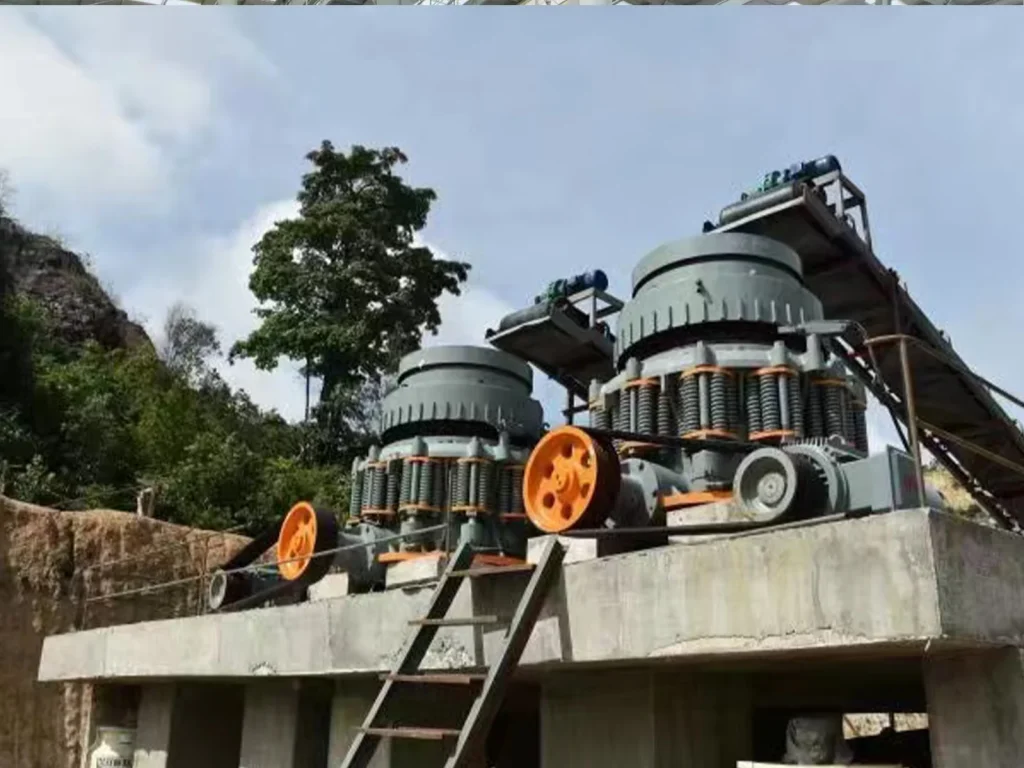 二段破碎设备选择:反击破与圆锥破的实用对比 1 二段破碎设备选择