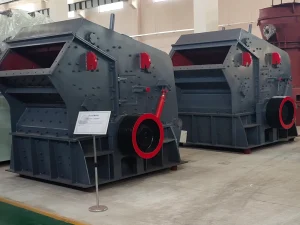 石灰石破碎设备选：反击破与锤破哪个更好