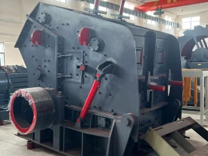 碎石整形机与反击破差异：区别及选型对比