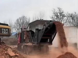 移动破碎站建筑垃圾优势：处理建筑垃圾的核心优势解析