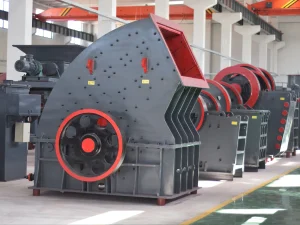 大石头破碎设备选型：选对破碎机，大石头秒变小石...