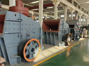 反击破板锤寿命影响：影响反击式破碎机板锤使用寿...