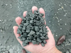 玄武岩破碎设备：玄武岩破碎用哪种破碎机比较好？