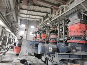 圆锥破工作注意事项：圆锥破碎机在工作中应该注意...