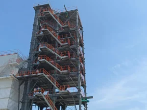 制砂楼与传统线对比：塔式制砂楼与传统制砂生产线...