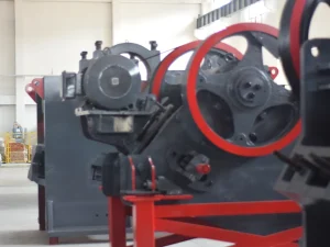 颚破长期存放注意事项：颚式破碎机长期存放应注意...