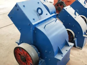 锤式破碎机安装使用注意事项：锤式破碎机安装与使...