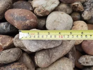 100 吨河卵石制砂设计：设备方案与产量提升