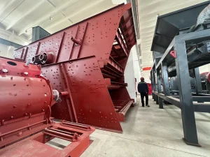 振动筛主轴组漏油原因及解决办法