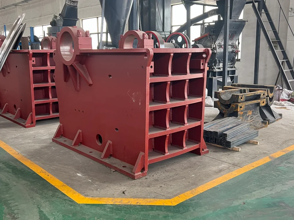 花岗岩破碎机选型与成本参考 1 2025102802233594