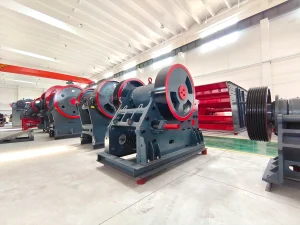 石头破碎机成套设备：可碎石头与性能优势