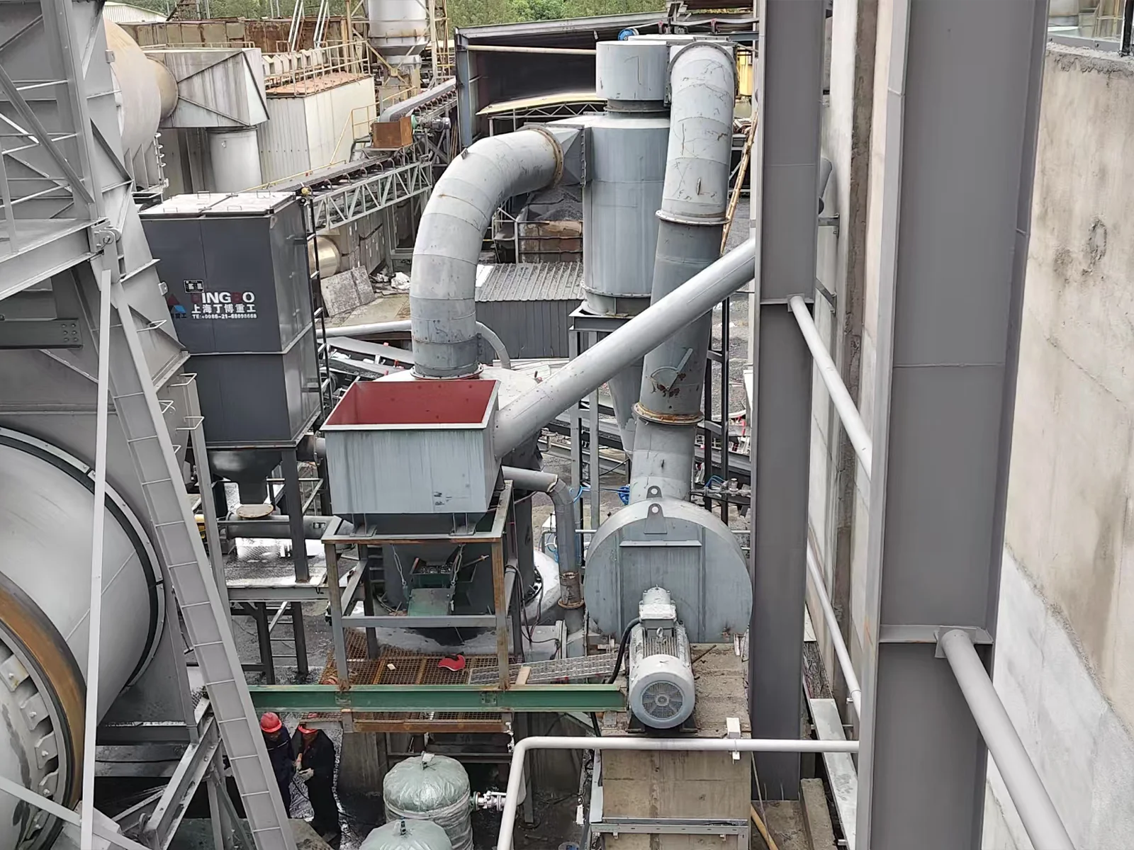 大型环保型雷蒙磨粉机:多少钱一台 1 大型环保型雷蒙磨粉机:多少钱一台 - 上海市雷蒙磨粉机厂家(images 1)