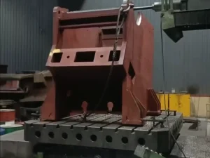 欧版760鄂破机壳加工中