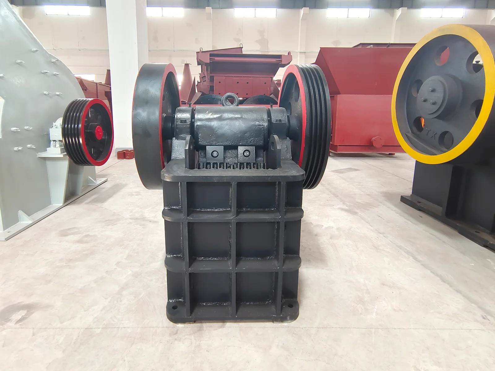 石头碎沙机:价格参考与原料推荐 1 石头碎沙机