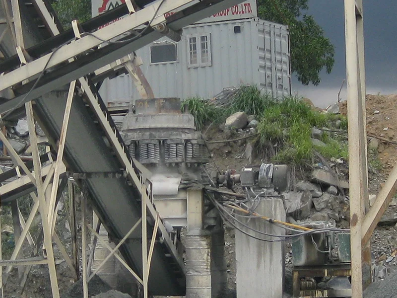弹簧圆锥破碎机漏油预防方法：三大核心环节与现场检查要点 - 丁博重工（images 1）