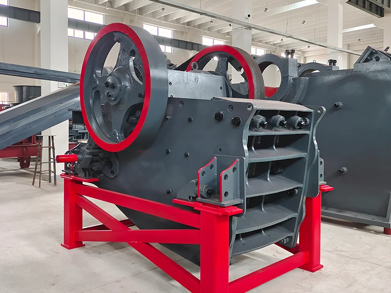 颚式破碎机启动死角的原因与解决思路:告别吊车启动 1 颚式破碎机启动死角解决思路