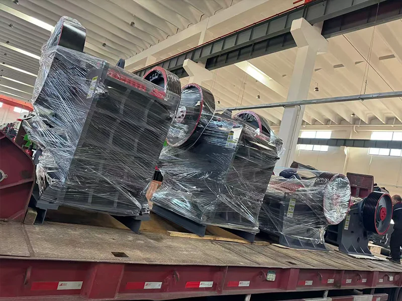 颚式破碎机齿板堆焊修复技术与现场操作规范 1 颚式破碎机齿板堆焊修复技术与现场操作规范 - 破碎机颚板修复(images 1)