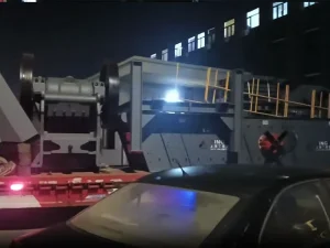 外蒙69线设备第三车发出