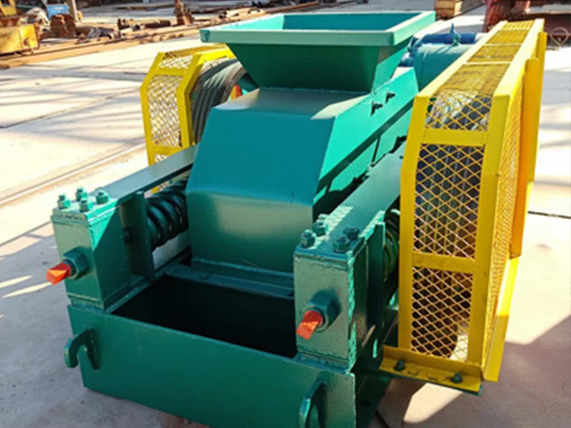 对辊破碎机转速多少合适?详解转速与产量及进料的关系 1 对辊破碎机转速多少合适?详解转速与产量及进料的关系 - 对辊式破碎机工作原理(images 1)