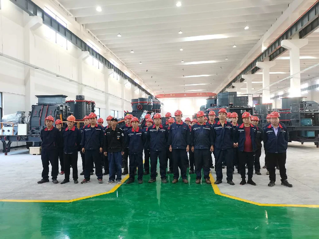 破碎机矿山设备行情走低?上海丁博重工:这才是老板们的破局之选 1 上海丁博重工重型破碎机矿山设备——2026行业行情下的高效破局方案