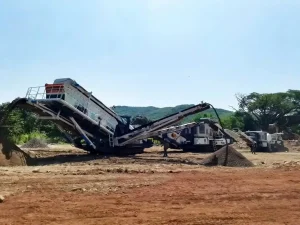 时产200吨花岗岩移动破碎站配置方案：如何兼顾高产...